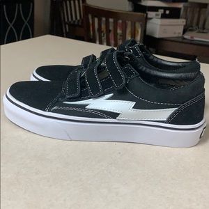 NEW Revenge X Storm shoes - men’s 5.5/women’s 7